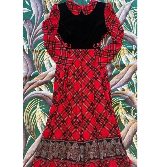 VINTAGE 80s 'Karin Stevens' tartan plaid, pleated, maxi dress w/ velvet bodice! - Picture 1 of 8